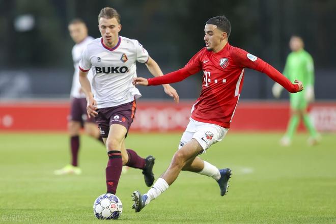 WTT阿拉木图赛：纵歌曼负桥本帆乃香，国乒女队遭日本双削双杀