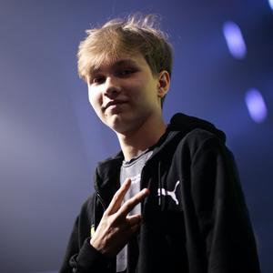 上海喜欢论资排辈：王唯漪表现糟仍主打，庄心如发挥佳仍被下放.